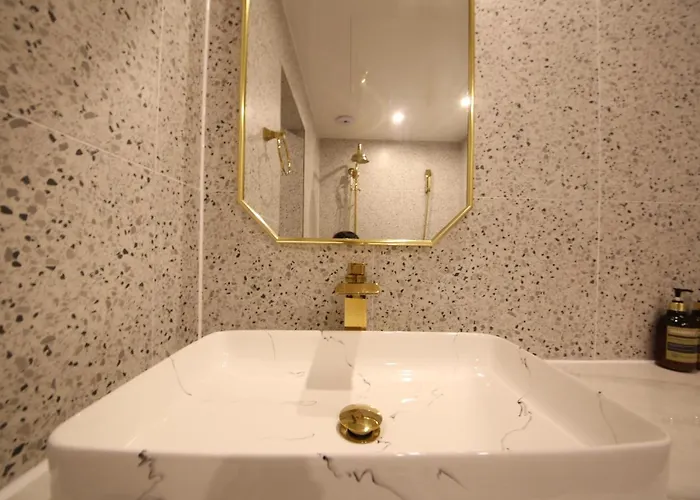 Den Basta Hotel