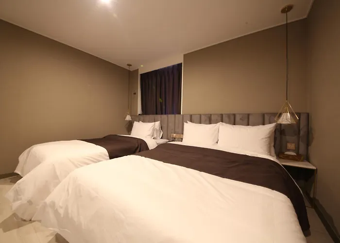 Den Basta Hotel