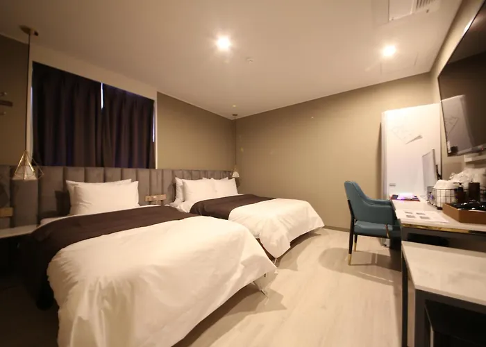 Hotel Den Basta 2*
