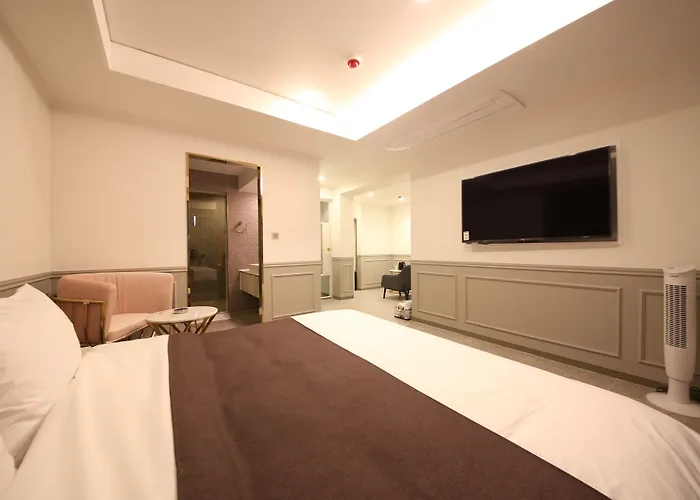 Hotel Den Basta 2*